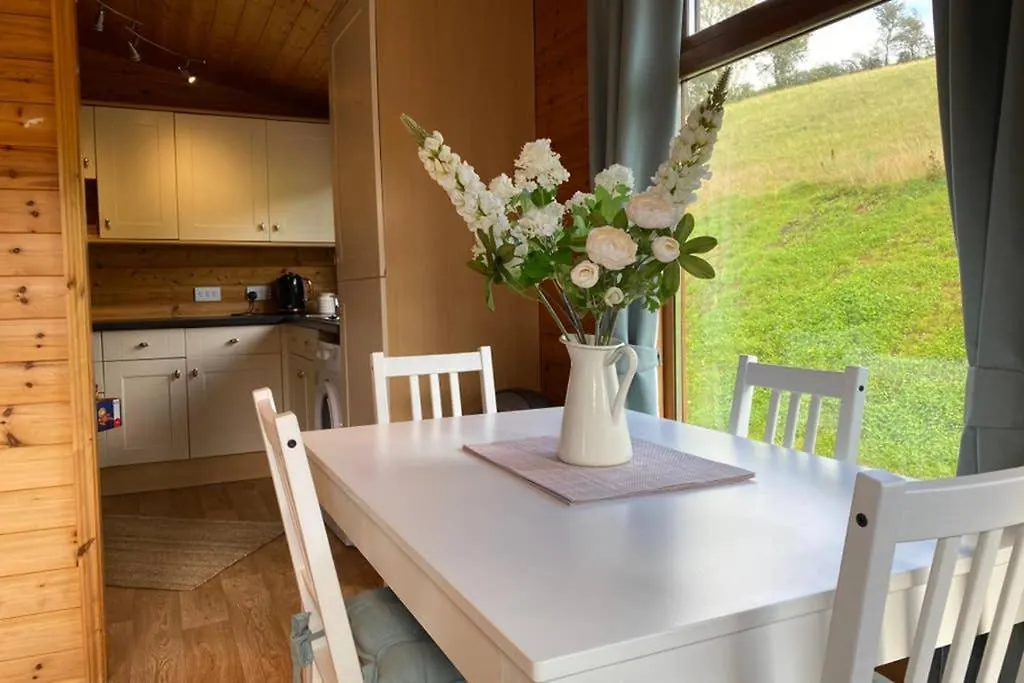 Countryside Cabin In Cowbridge Villa United Kingdom